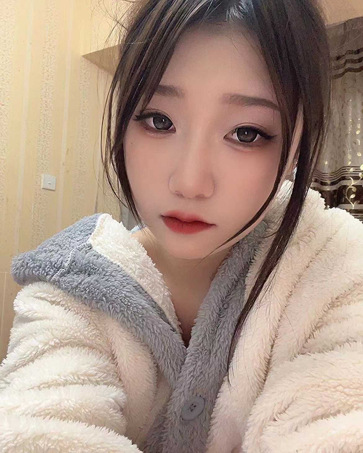 学生兼职.没地方，开房间或者上门