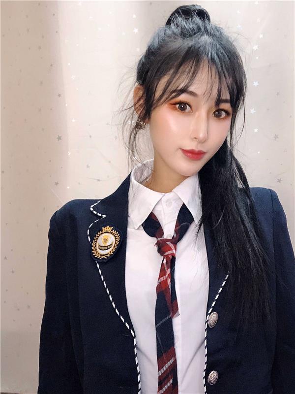 漂亮可爱的姑娘，刚刚下水的！各种姿势高.潮.真实水汪汪的